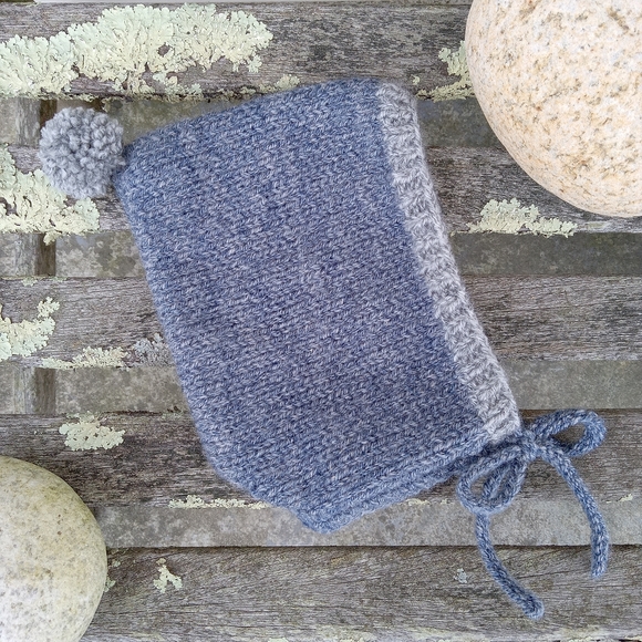 Handknit Baby Boy Winter Denim Tweed Retro 1960s Style Pompom Pixie Hat 12M - Picture 2 of 8